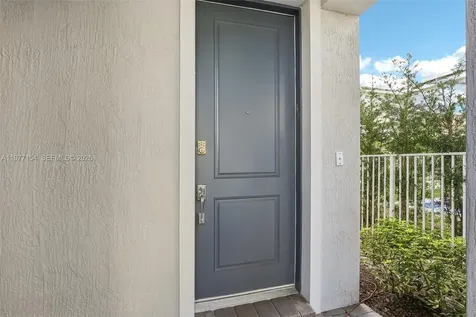1402 Myrtle Oak Terrace Hollywood FL 33021