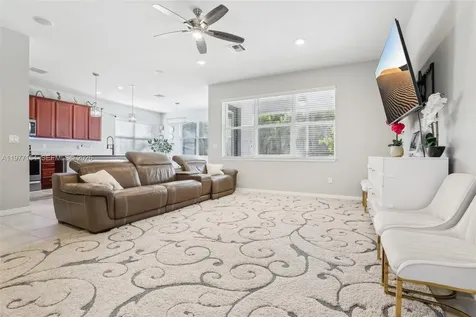 1402 Myrtle Oak Terrace Hollywood FL 33021