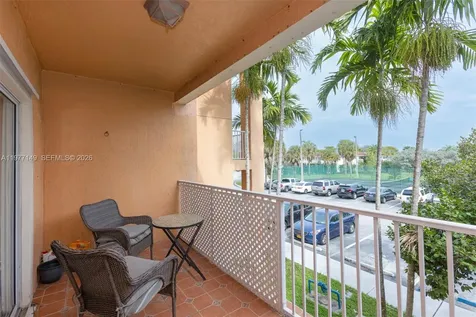 6976 SW 39th Street Davie FL 33314