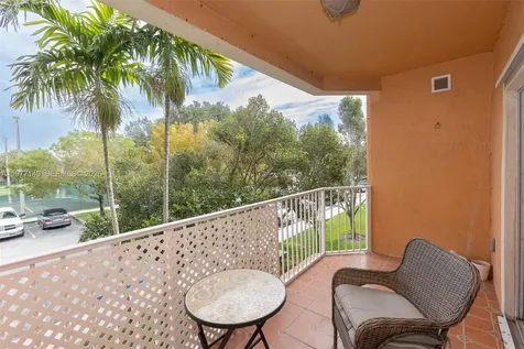 6976 SW 39th Street Davie FL 33314
