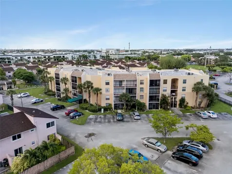8005 Lake Drive Doral FL 33166