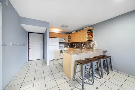 8005 Lake Drive Doral FL 33166