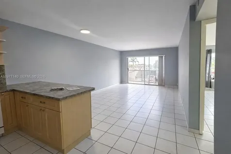 8005 Lake Drive Doral FL 33166