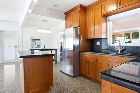 1455 NE 180th Street North Miami Beach FL 33162