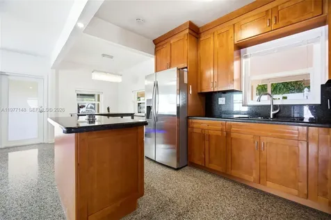 1455 NE 180th Street North Miami Beach FL 33162