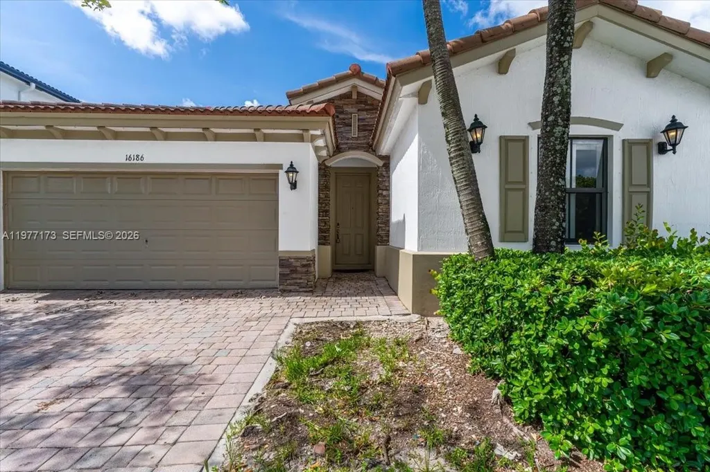 16186 SW 65th Lane Miami FL 33193