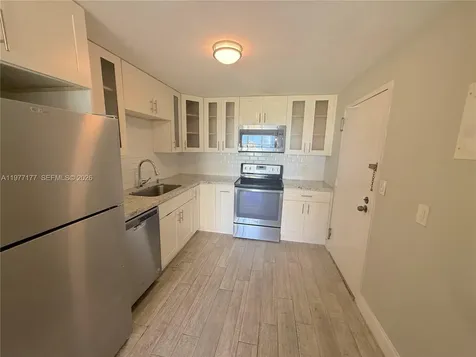 5750 Collins Avenue Miami Beach FL 33140