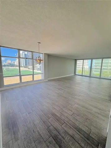 5750 Collins Avenue Miami Beach FL 33140