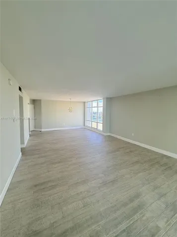 5750 Collins Avenue Miami Beach FL 33140