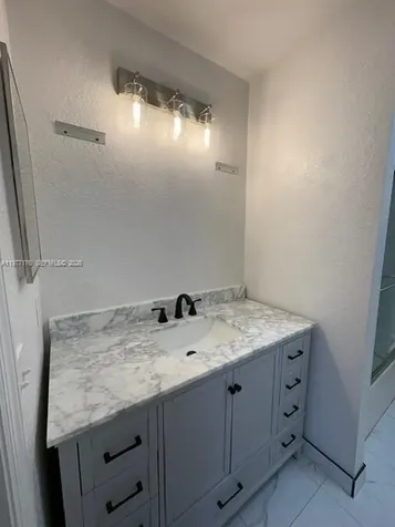7664 NW 182nd Terrace Hialeah FL 33015