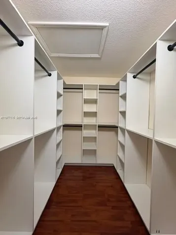 7664 NW 182nd Terrace Hialeah FL 33015