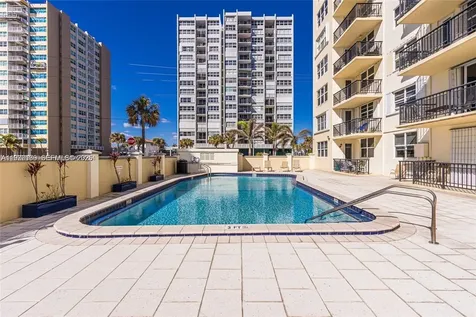 1501 S Ocean Drive Hollywood FL 33019