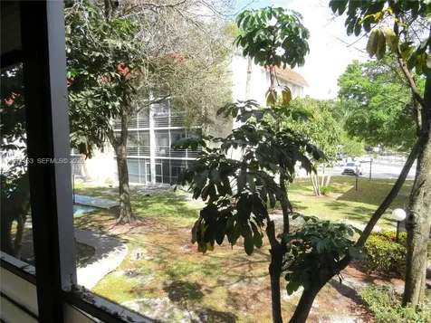 3591 Inverrary Drive Lauderhill FL 33319