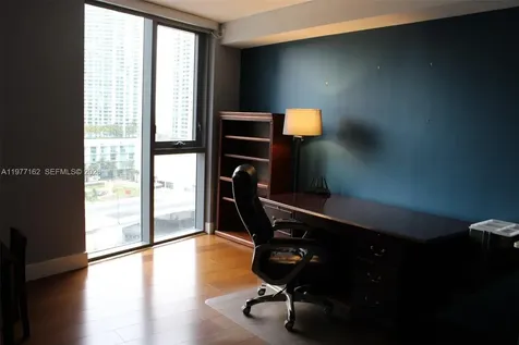 31 SE 6th Street Miami FL 33131