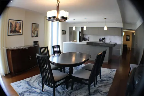 31 SE 6th Street Miami FL 33131