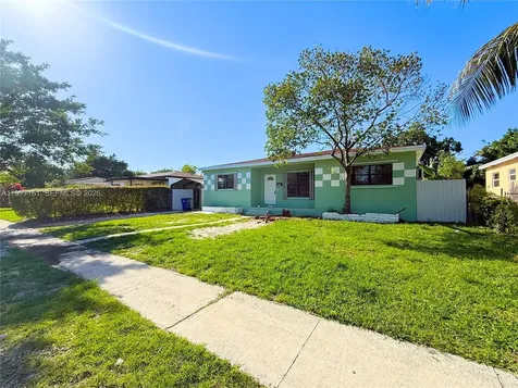 1141 NE 154th Terrace North Miami Beach FL 33162