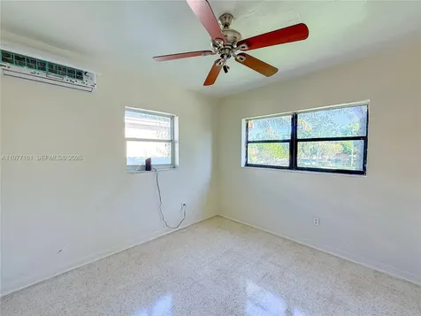 1141 NE 154th Terrace North Miami Beach FL 33162