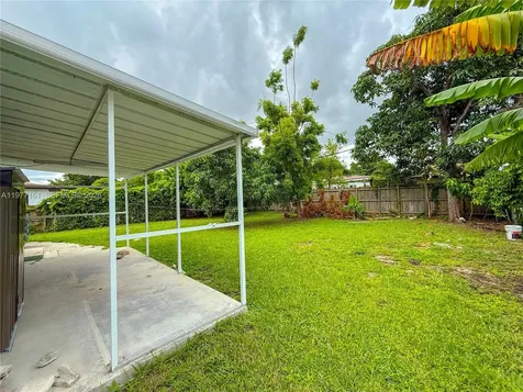 1141 NE 154th Terrace North Miami Beach FL 33162