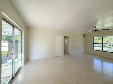 1141 NE 154th Terrace North Miami Beach FL 33162