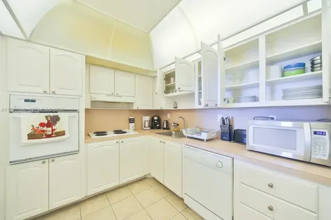 19370 Collins Avenue Sunny Isles Beach FL 33160