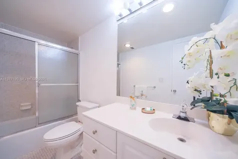 19370 Collins Avenue Sunny Isles Beach FL 33160