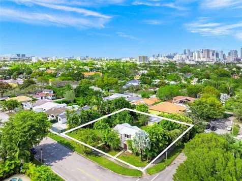 701 SW 27th Road Miami FL 33129