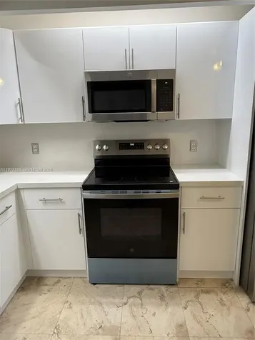 Pembroke Pines FL 33027
