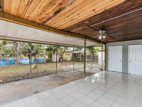 4331 SW 31st Drive West Park FL 33023