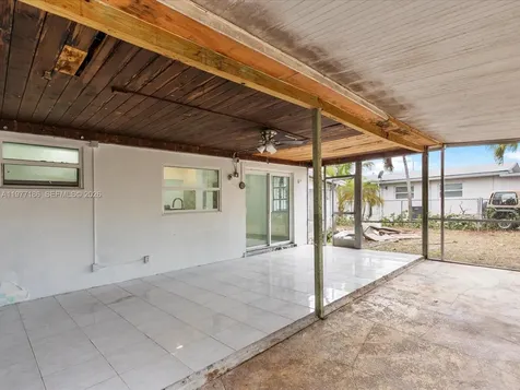 4331 SW 31st Drive West Park FL 33023