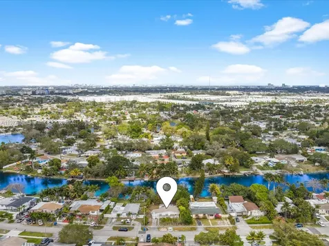 4331 SW 31st Drive West Park FL 33023