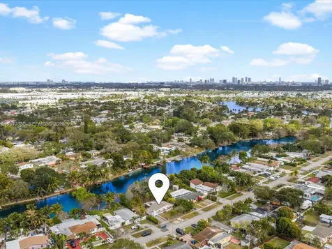 4331 SW 31st Drive West Park FL 33023