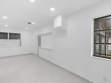 4331 SW 31st Drive West Park FL 33023