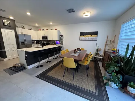 2604 SE 19th Street Homestead FL 33035