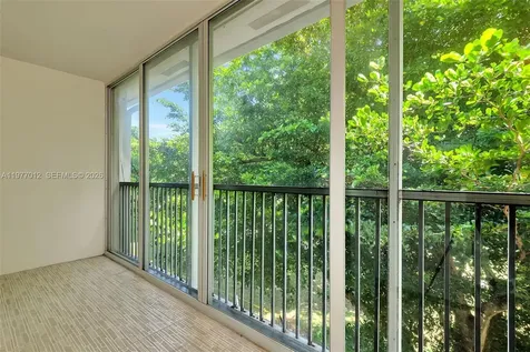 251 SW 132nd Way Pembroke Pines FL 33027