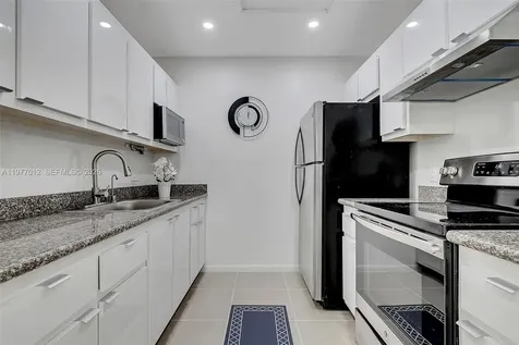251 SW 132nd Way Pembroke Pines FL 33027