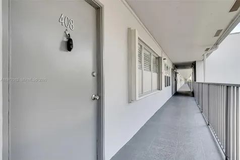251 SW 132nd Way Pembroke Pines FL 33027