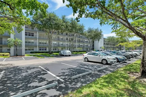 251 SW 132nd Way Pembroke Pines FL 33027