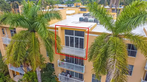 1450 SE 3rd Avenue Dania Beach FL 33004