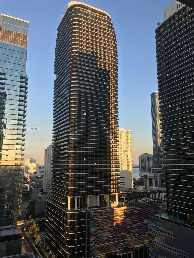 801 S Miami Avenue Miami FL 33131