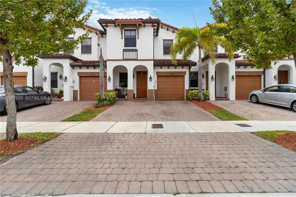 10268 NW 88th Terrace Doral FL 33178