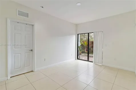 10268 NW 88th Terrace Doral FL 33178