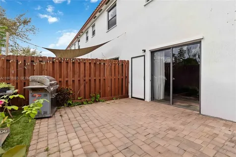 10268 NW 88th Terrace Doral FL 33178
