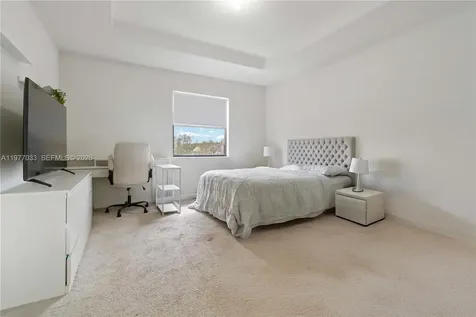10268 NW 88th Terrace Doral FL 33178