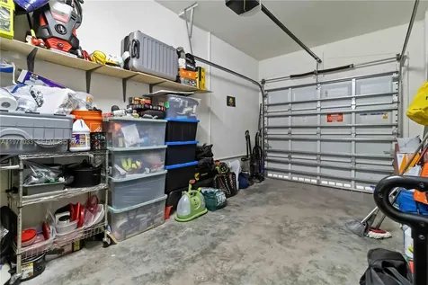 10268 NW 88th Terrace Doral FL 33178