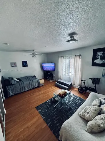 820 Euclid Avenue Miami Beach FL 33139
