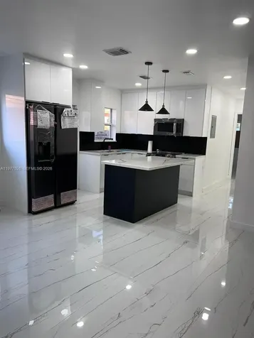 1630 SW 20th Street Miami FL 33145