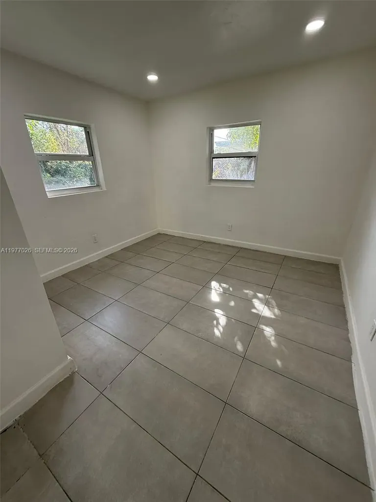 504 NW 15th Avenue Fort Lauderdale FL 33311