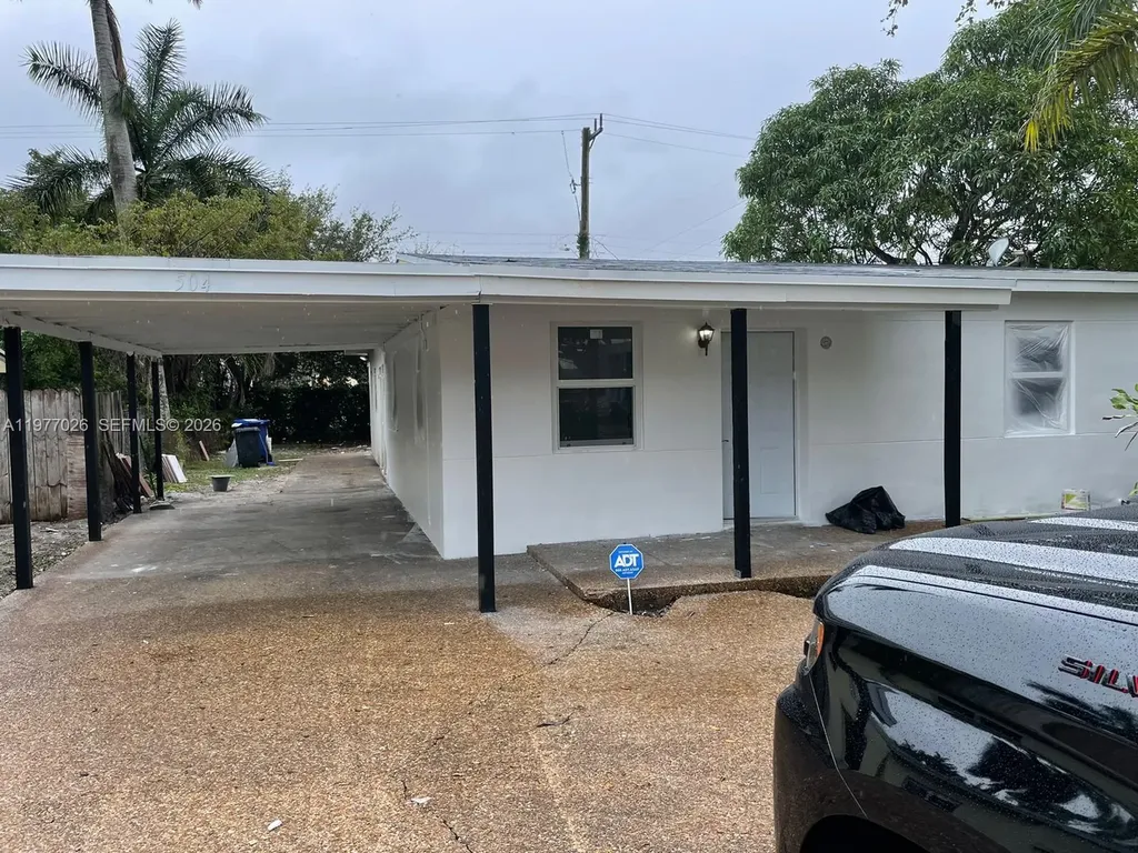 504 NW 15th Avenue Fort Lauderdale FL 33311