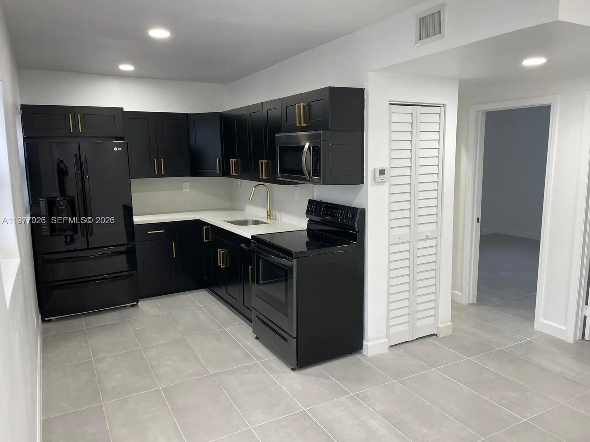 504 NW 15th Avenue Fort Lauderdale FL 33311