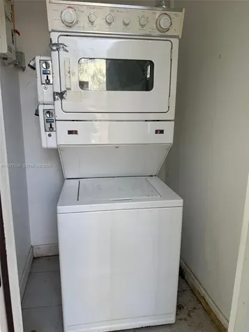 504 NW 15th Avenue Fort Lauderdale FL 33311